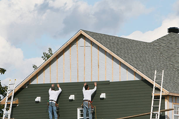 Professional Siding Replacement technician working in China Grove, TX